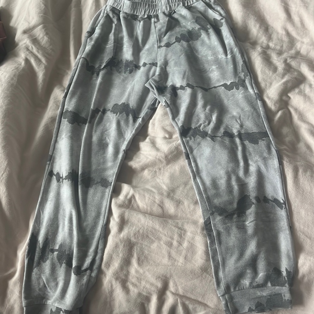 Camo sweats